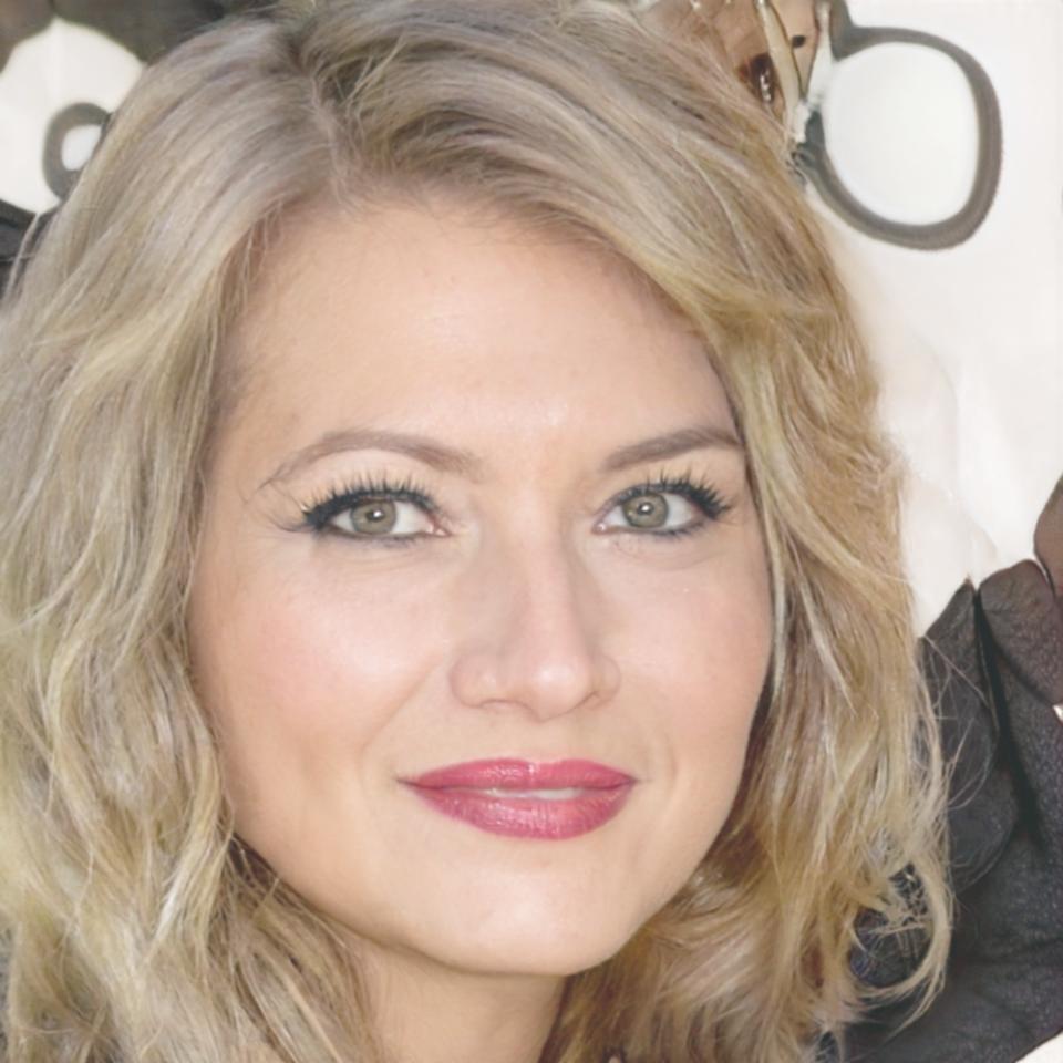 Portrait of Sarah Thompson